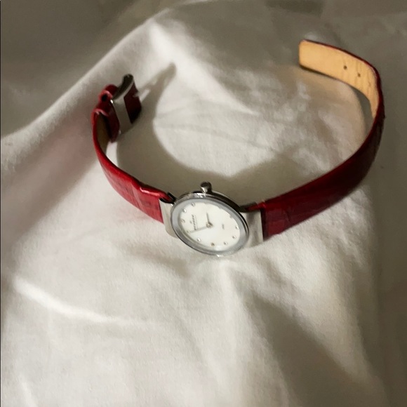 Watch - Picture 4 of 4